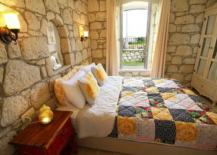 Kupina Hotel 2*